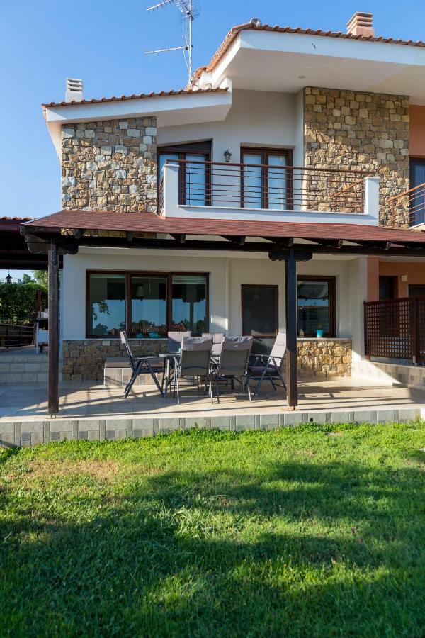 Villa Kristin 2 - 2Min Walk To Great Sandy, Shallow Beach Nikiti  Exterior foto