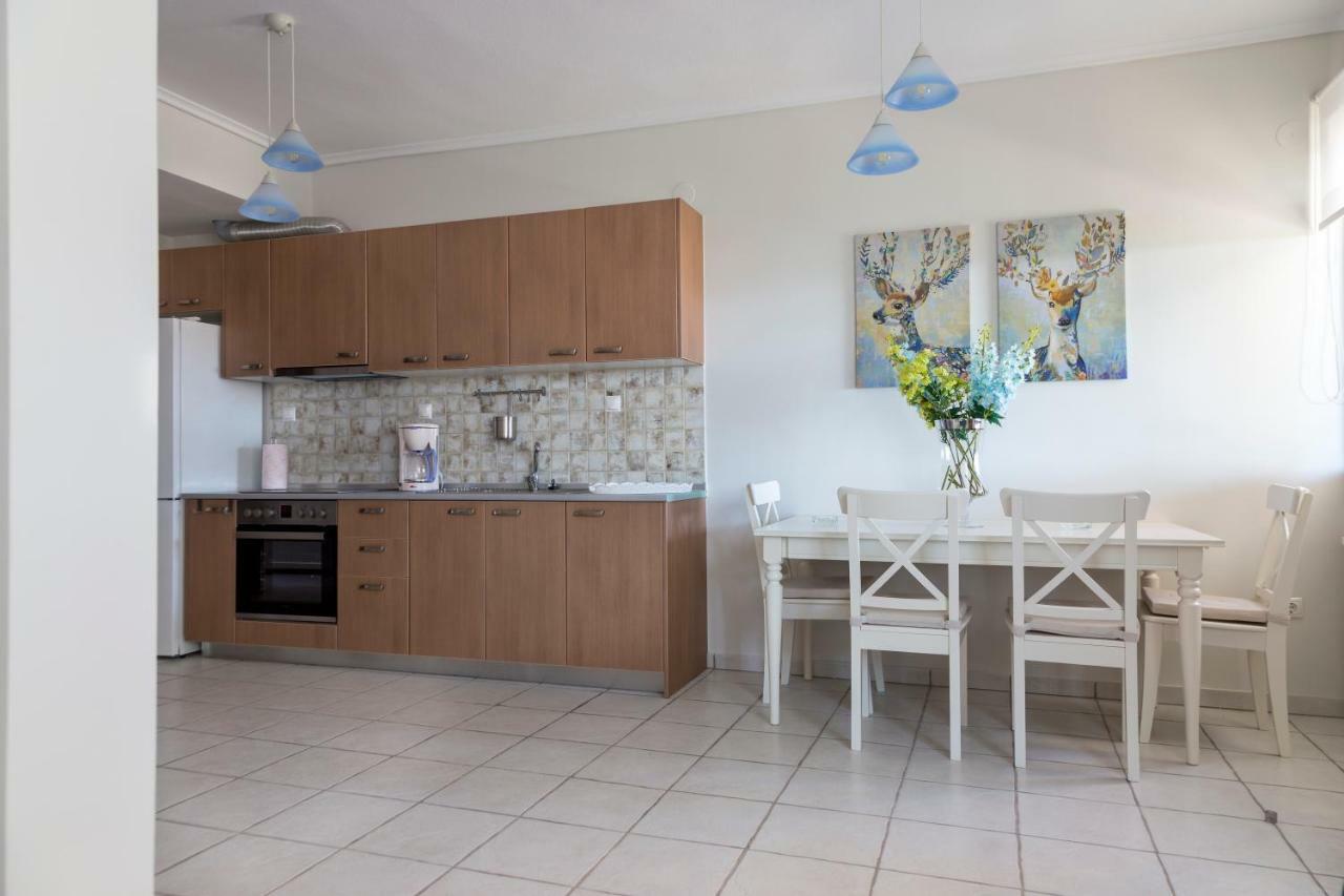 Villa Kristin 2 - 2Min Walk To Great Sandy, Shallow Beach Nikiti  Exterior foto