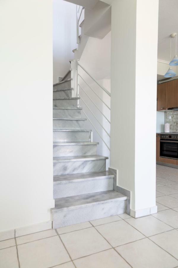 Villa Kristin 2 - 2Min Walk To Great Sandy, Shallow Beach Nikiti  Exterior foto